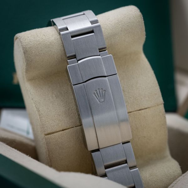 Rolex Oyster Perpetual 116000